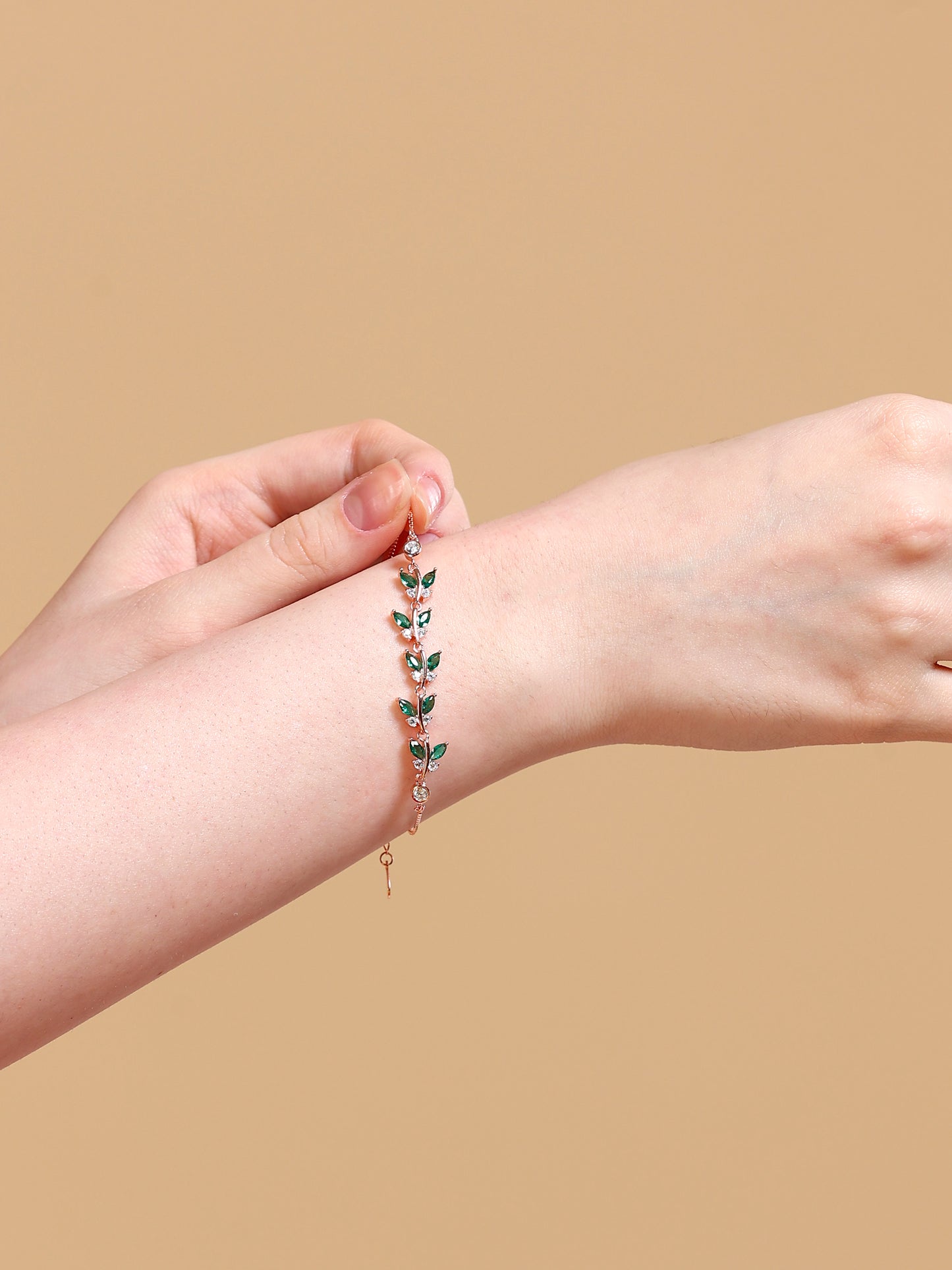 Emerald Vine Leaf Chain Bracelet