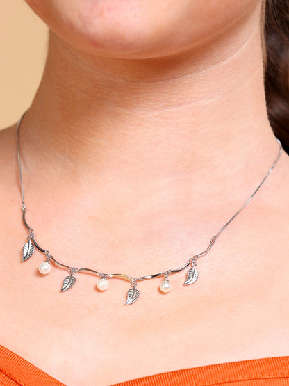 Pearl Leaf Charm Collar Necklace